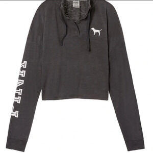 VS Pink Varsity Quarter Snap Long Sleeve Logo Crop Top​​​​​​​​​​